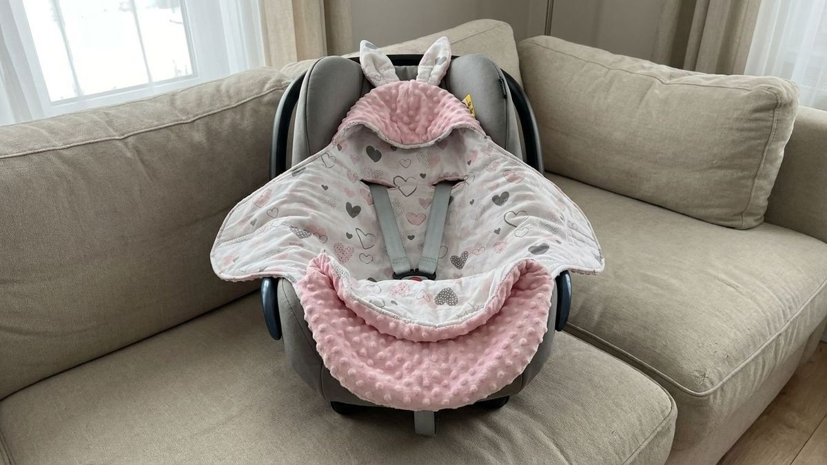 Die besten Einschlagdecken für die Babyschale im Auto - © wunschkind-community.de