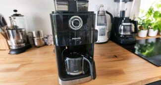 Kaffeemaschine mit Mahlwerk