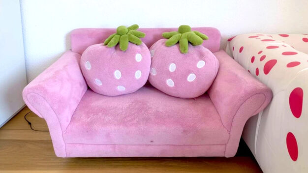 Kinder Couch